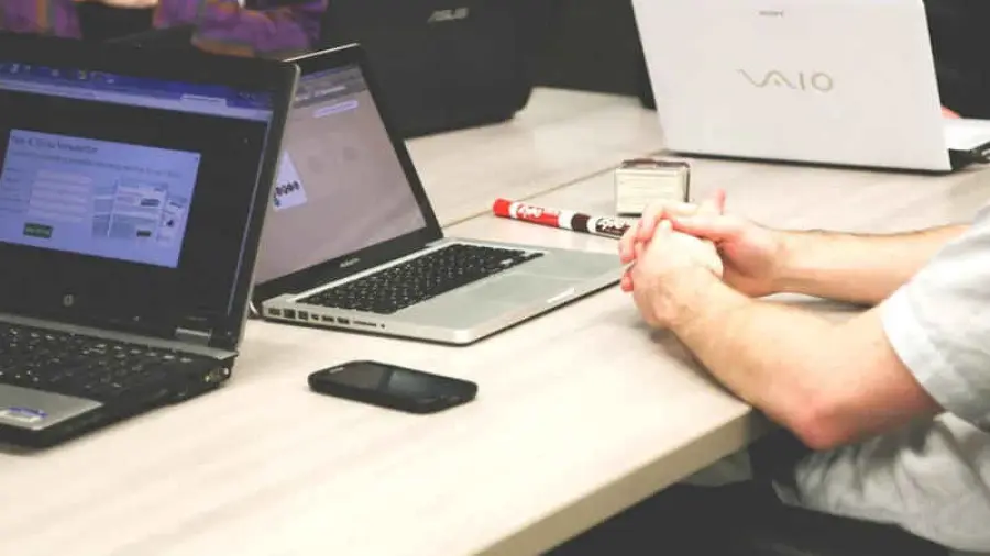 Costituzione e gestione di una società in Ticino