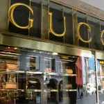 Il sindacato Unia contro la legge sui nuovi orari di apertura dei negozi