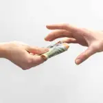 Il salario minimo è ora in vigore in Ticino